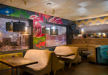 Фото №2 зала Караоке-клуб Shizgara на Автозаводе