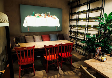 Фото №7 зала Хачапури и Вино на Молодёжном