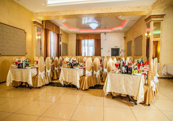 Фото №2 зала Золотое кольцо