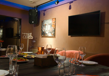 Фото №4 зала Караоке-клуб Shizgara на Автозаводе