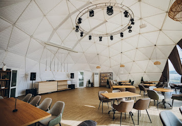 Фото №4 зала Ривер Глэмпинг