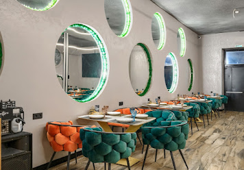 Фото №10 зала Горький 48/25