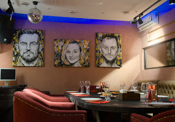 Фото №3 зала Караоке-клуб Shizgara на Автозаводе