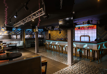 Фото №5 зала Караоке-клуб Shizgara на Автозаводе