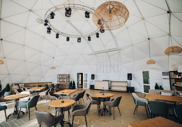 Фото №2 зала Ривер Глэмпинг