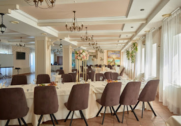 Фото №12 зала У Александра